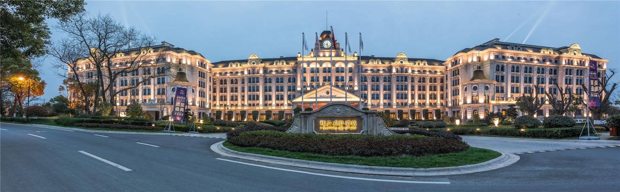 Haining Grand Palace Resort Jiaxing Extérieur photo